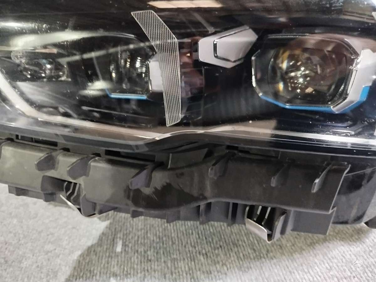 BMW i5 kėbulo dalys