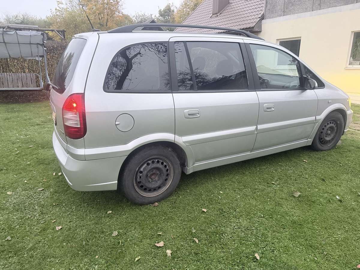 Opel Zafira