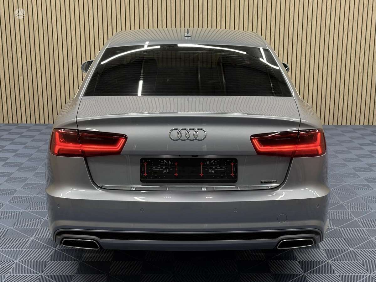 Audi A6, 2.0 l., Седан