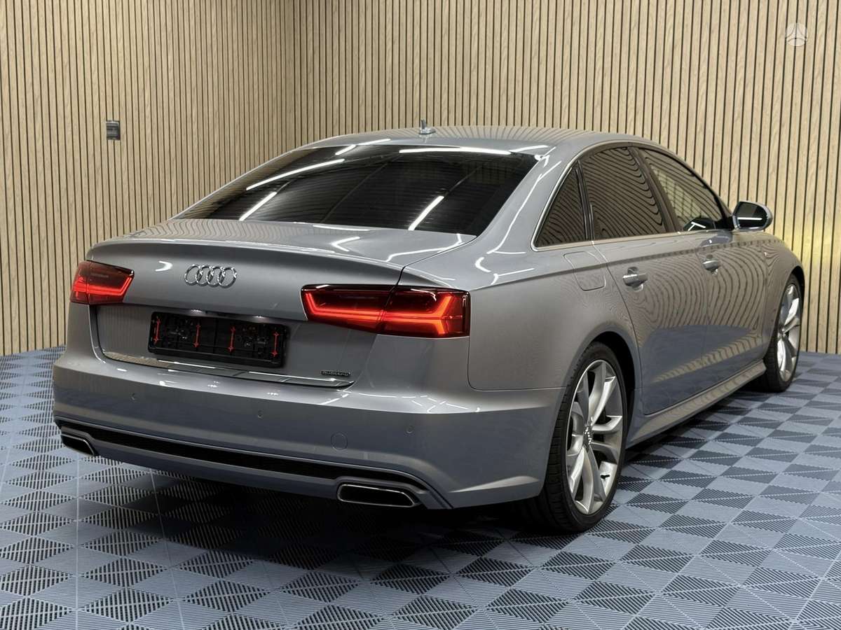 Audi A6, 2.0 l., Седан