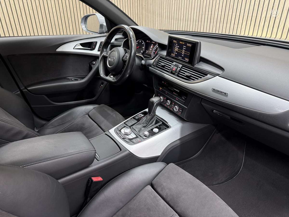 Audi A6, 2.0 l., Седан