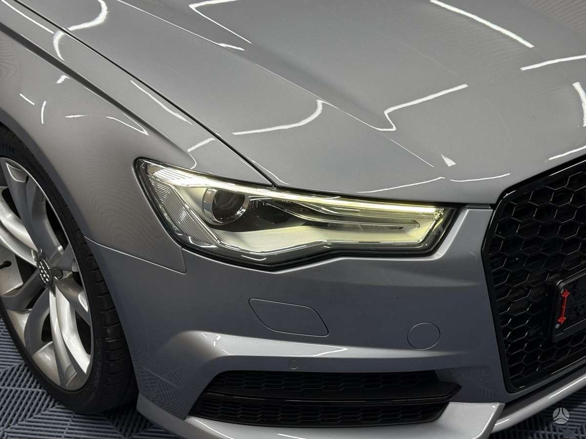 Audi A6, 2.0 l., Седан