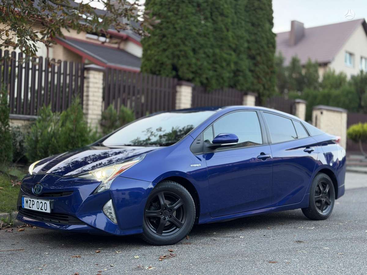 Toyota Prius, 1.8 l., wagon