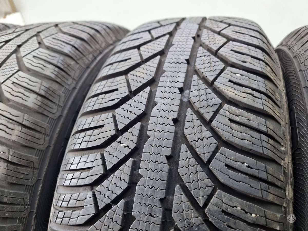 Semperit 7mm, winter 215/65 R16
