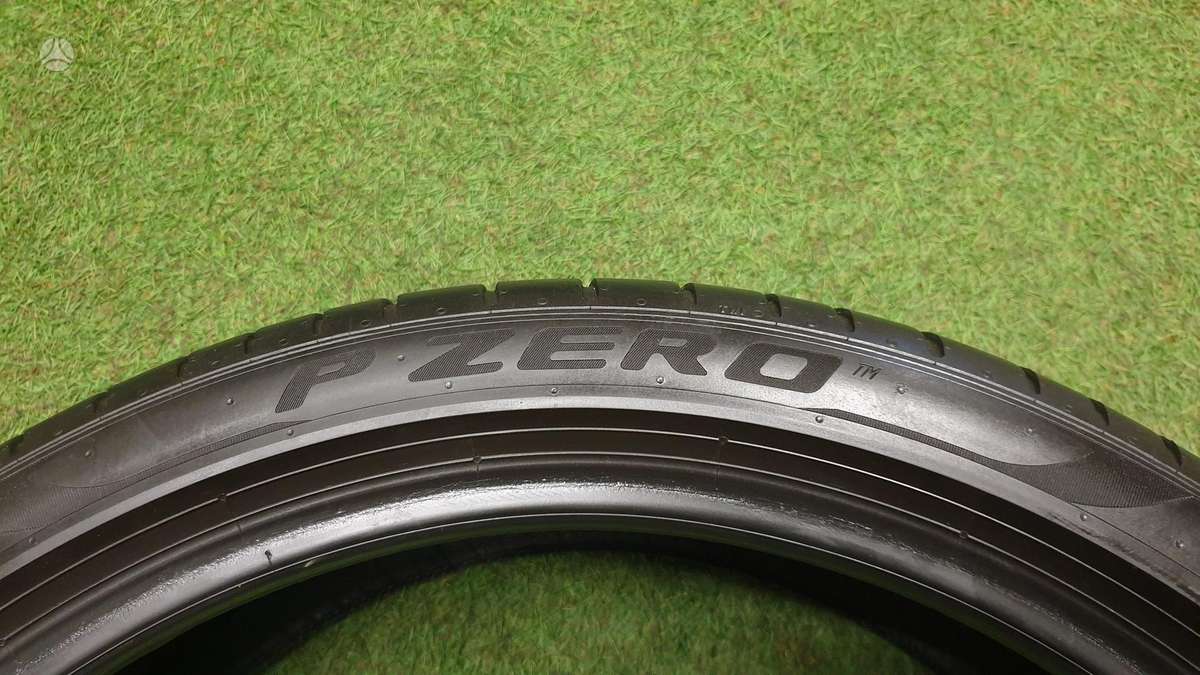 Pirelli PZero TM, летние 225/40 R20