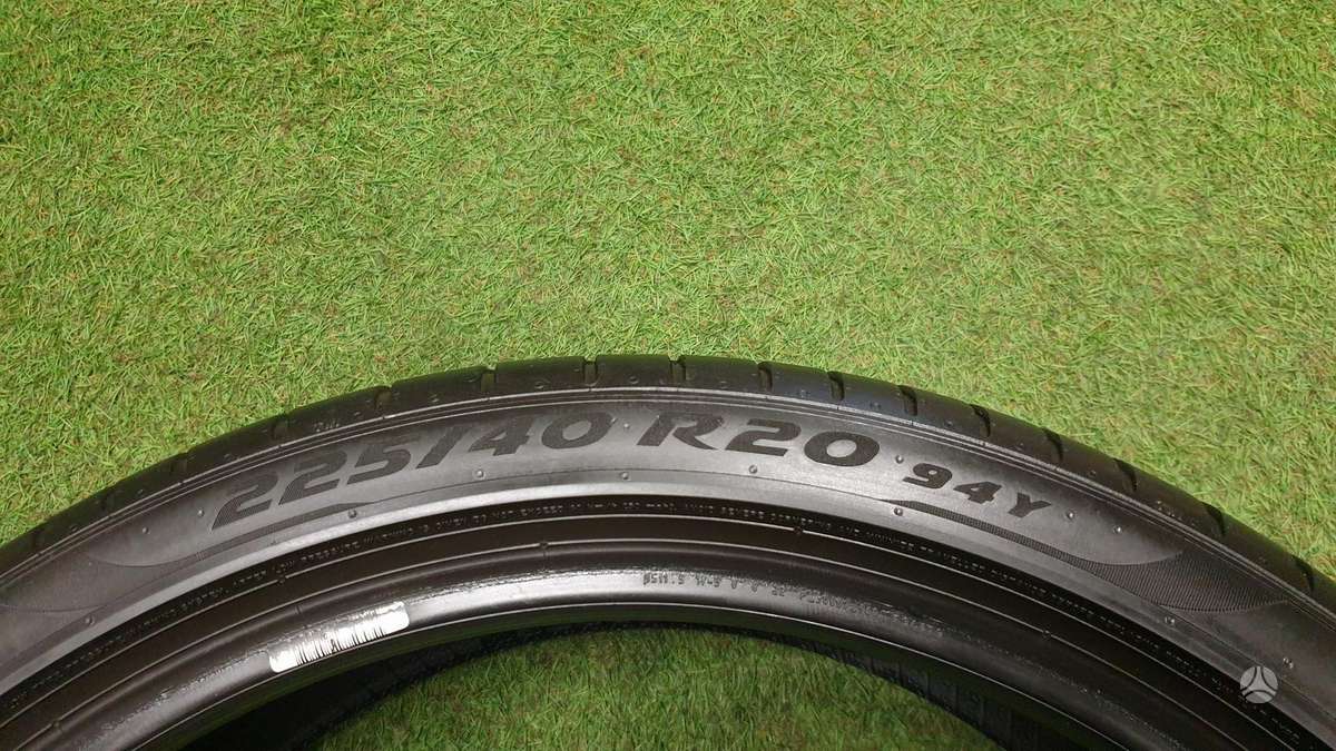 Pirelli PZero TM, летние 225/40 R20