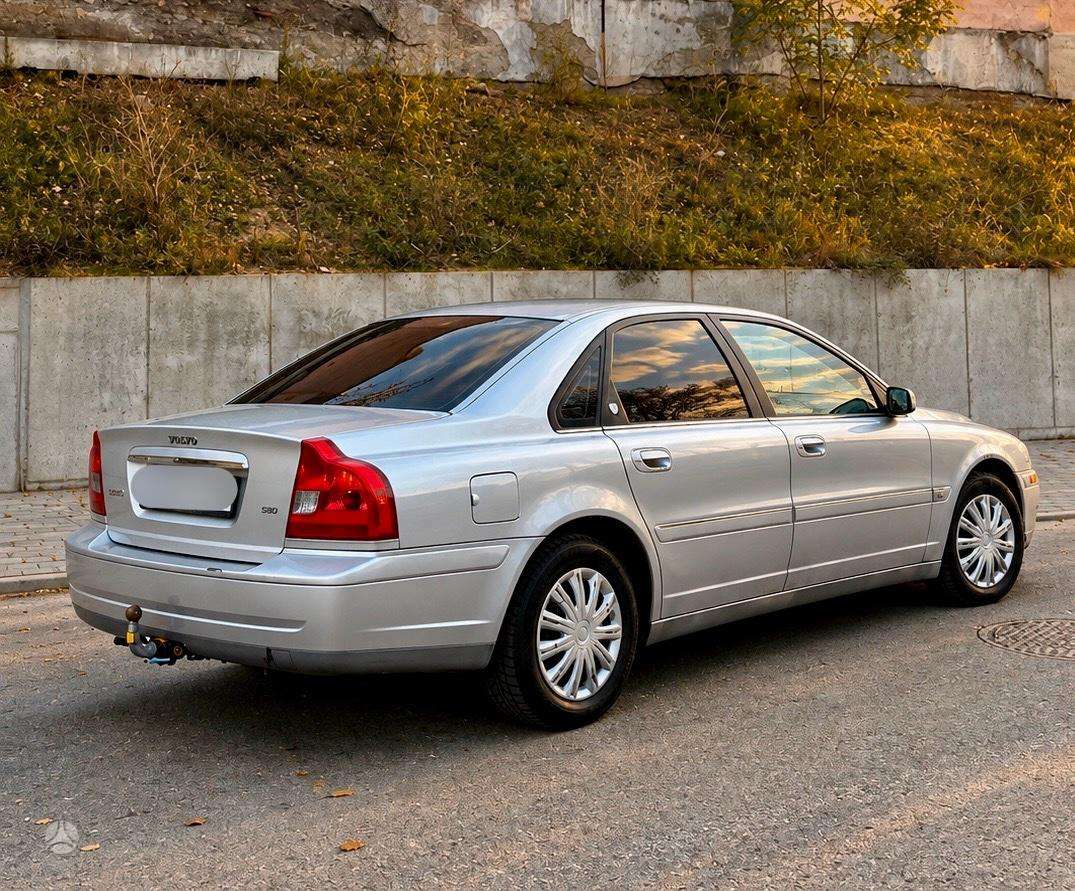 Volvo S80, 2.4 l., Седан