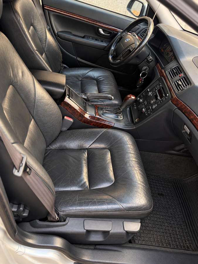 Volvo S80, 2.4 l., Седан