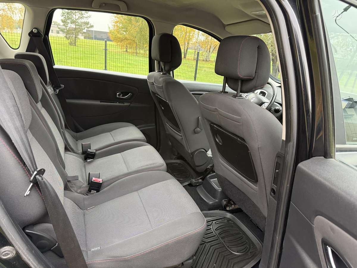 Renault Scenic, 1.5 l., Минивэн