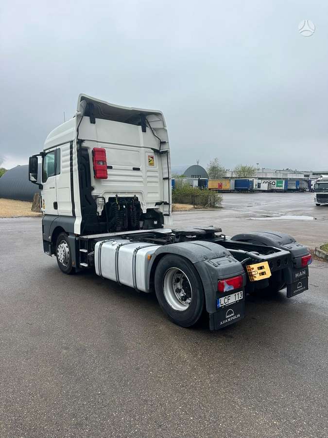 MAN TGX 18.460, double sleeper