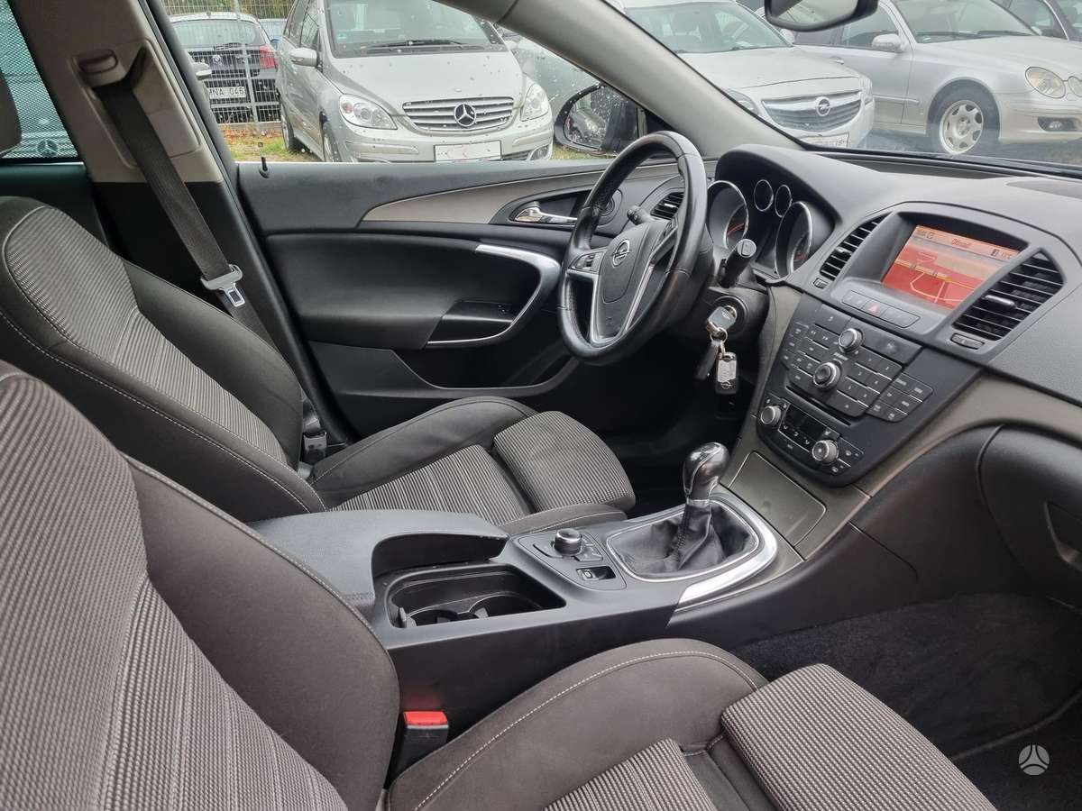 Opel Insignia, 2.0 l., Универсал