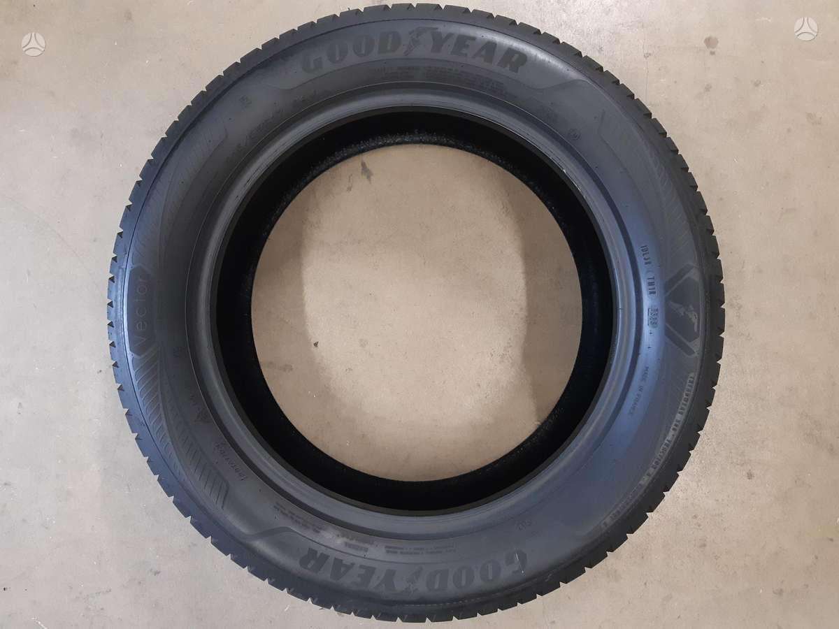 Goodyear 2025m Vector4S GEN-3', всесезонные 215/55 R17