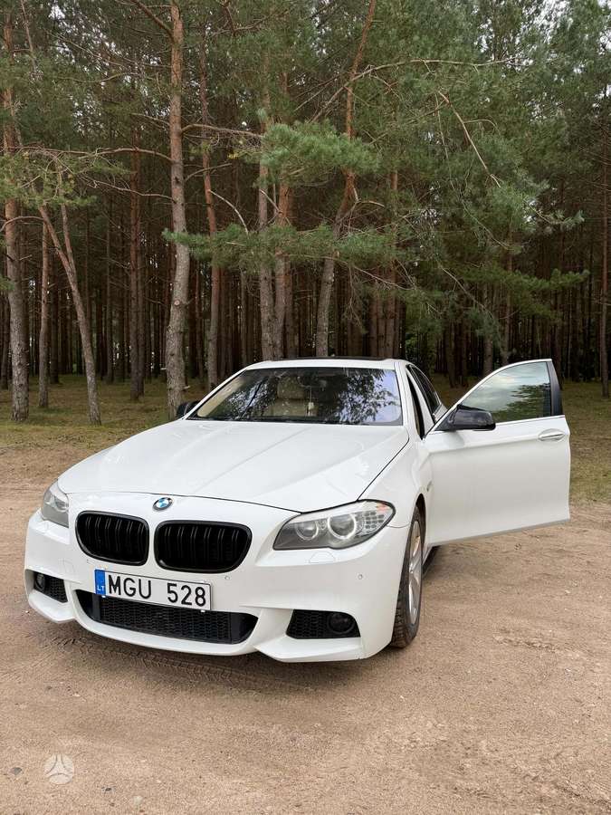 BMW 528, 2.0 l., Седан
