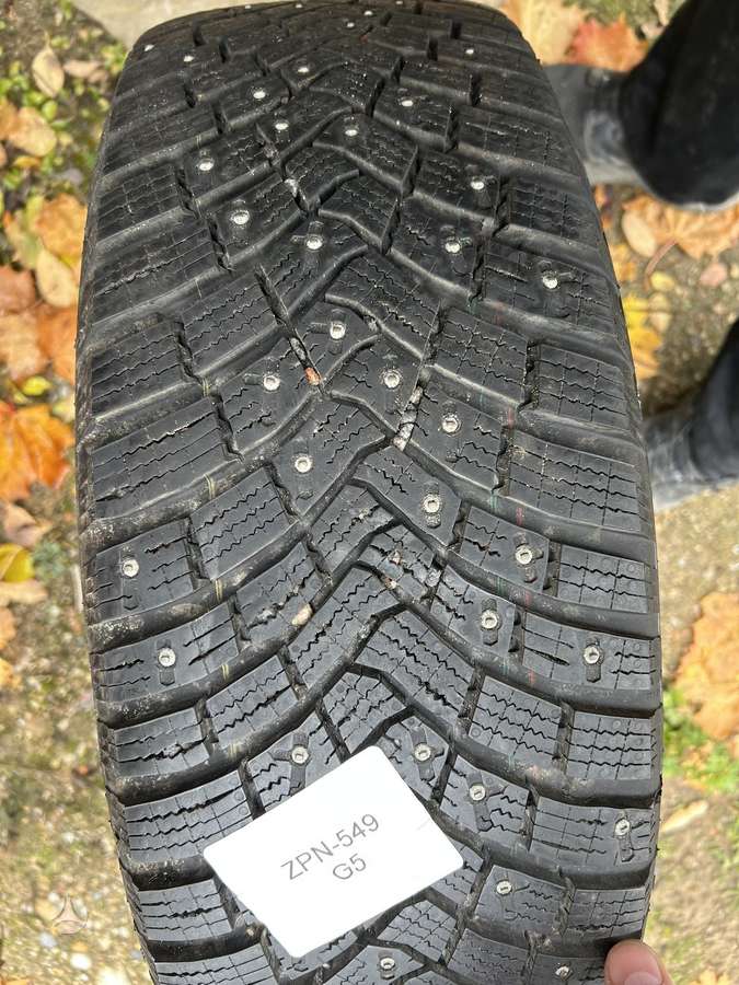 Continental, зимние 215/60 R17