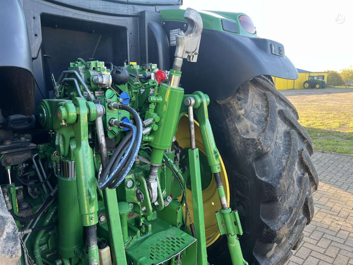 John Deere 6190R, tractors