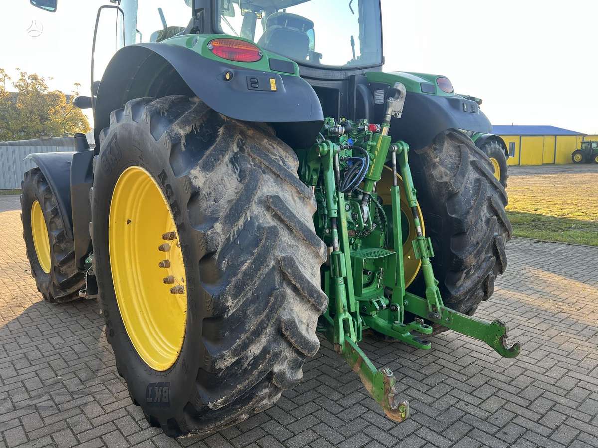 John Deere 6190R, тракторы