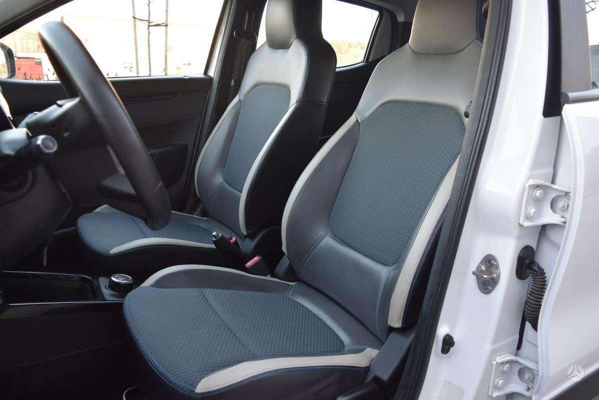 Dacia Spring, 26 kWh, hatchback
