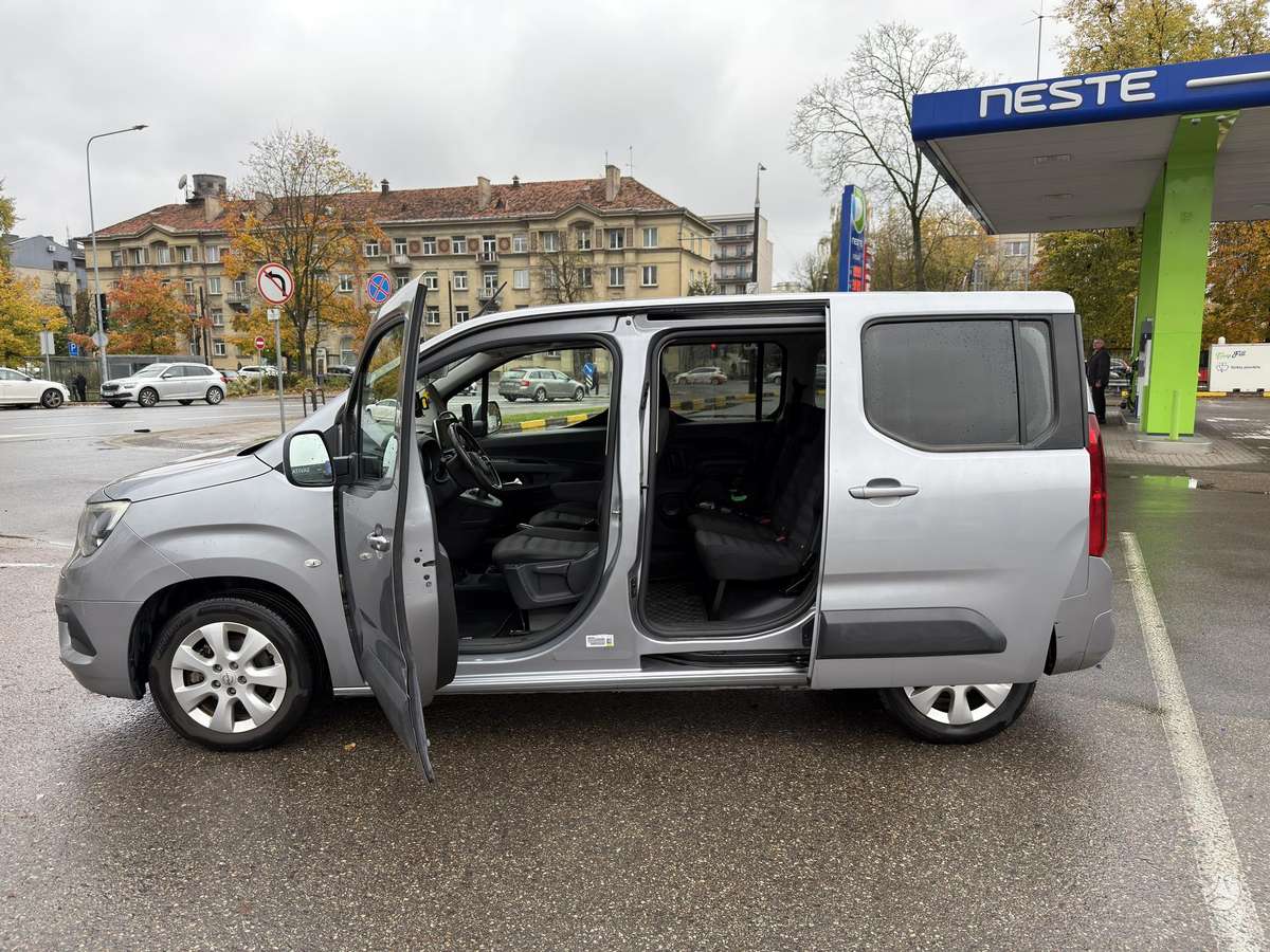 Opel Combo, 1.2 l., Минивэн