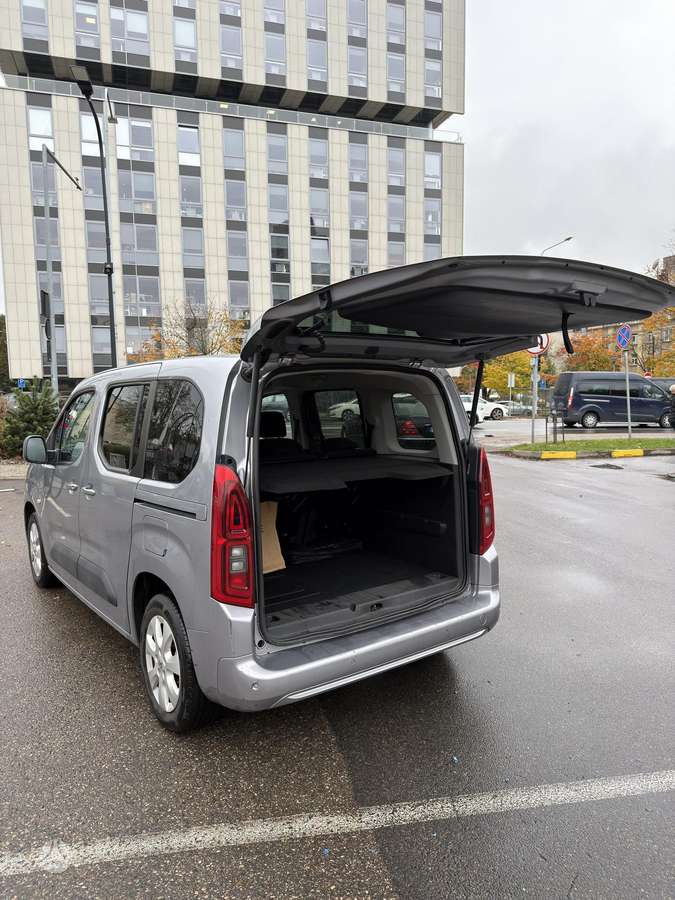 Opel Combo, 1.2 l., Минивэн
