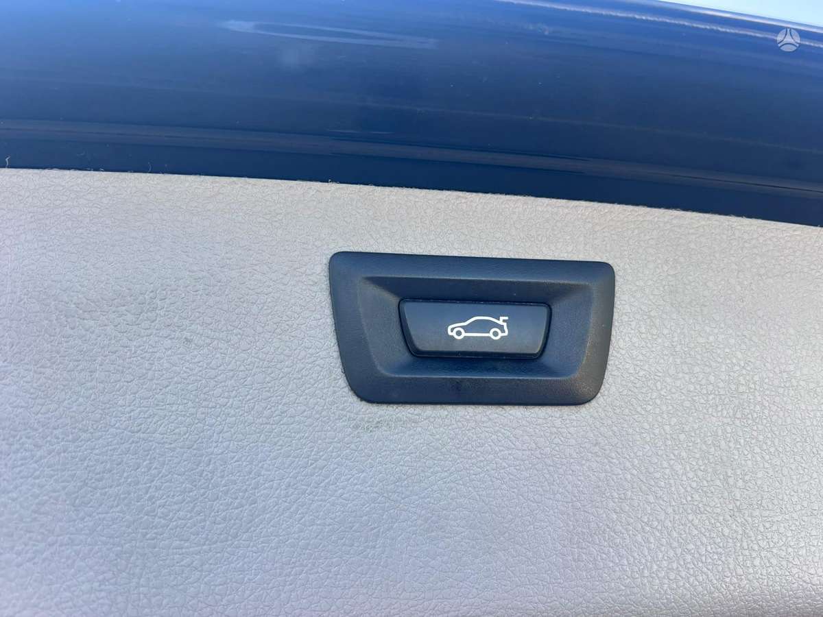BMW 318, Универсал