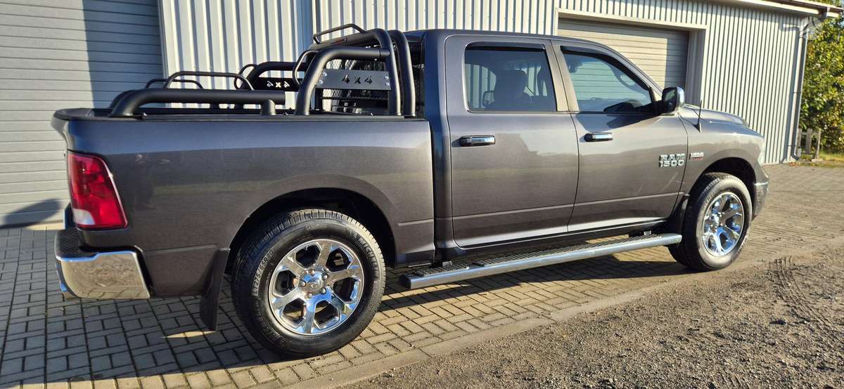 RAM 1500, 5.7 l., Пикап
