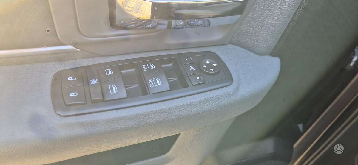 RAM 1500, 5.7 l., Пикап