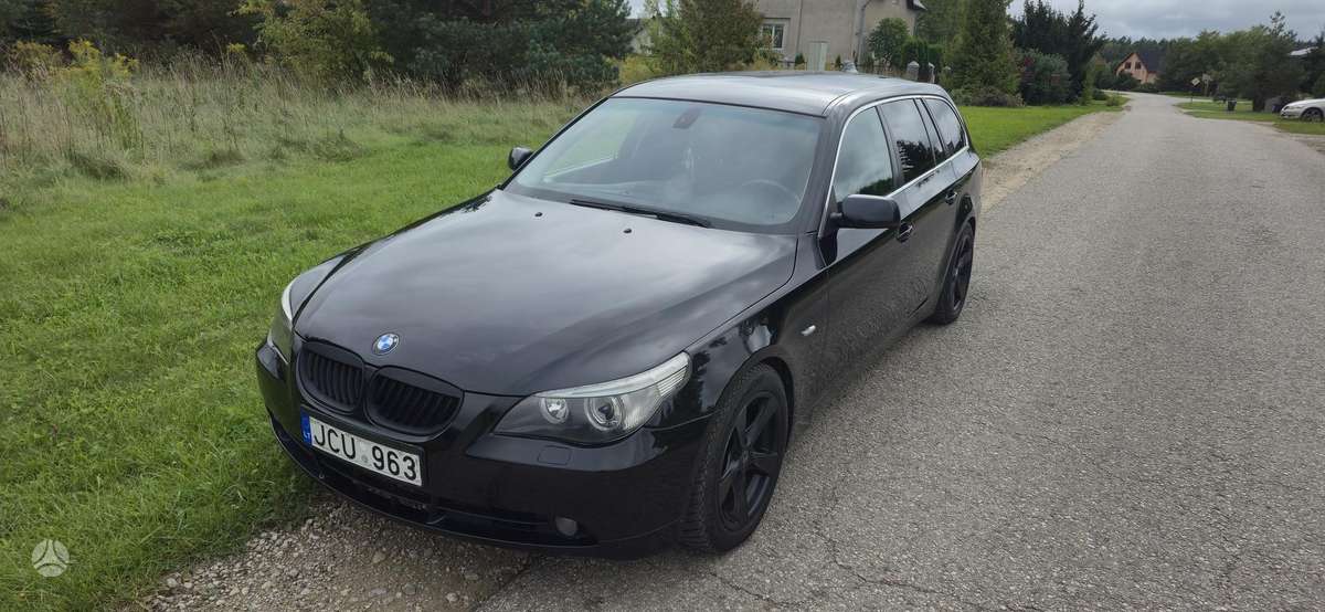 BMW 530