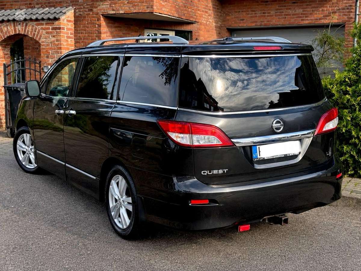 Nissan Quest