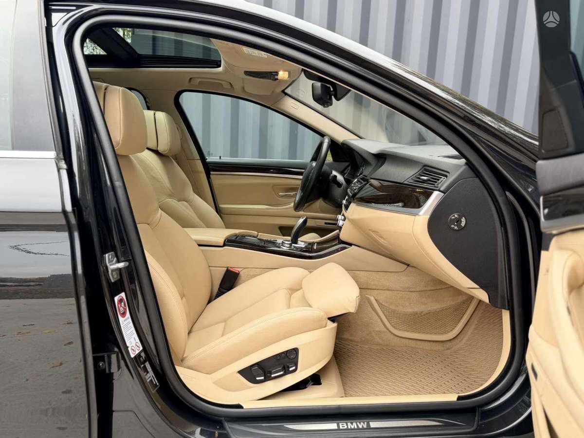 BMW 525, 2.0 l., Универсал