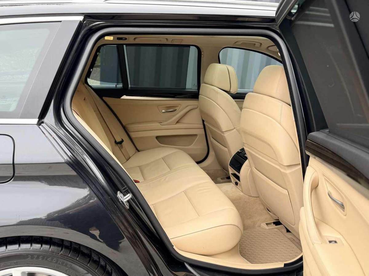 BMW 525, 2.0 l., Универсал