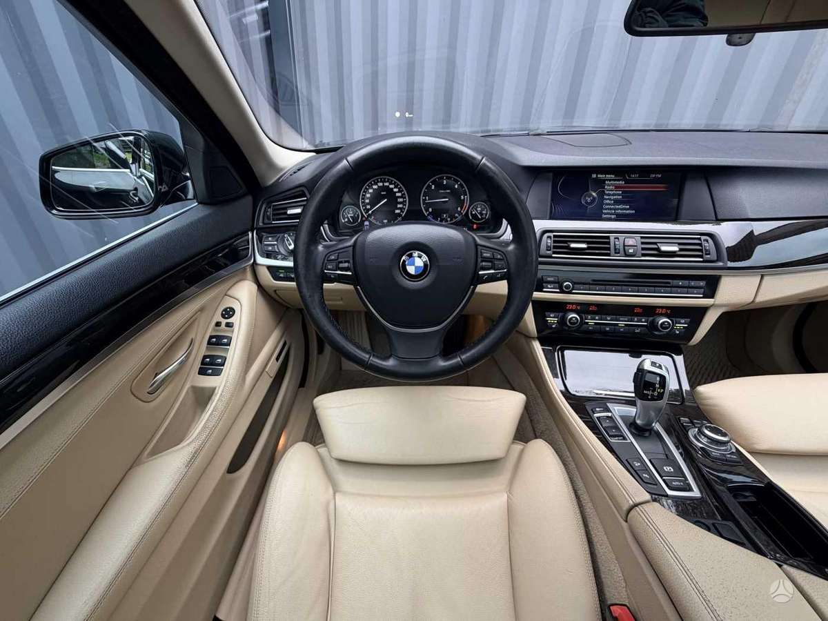 BMW 525, 2.0 l., Универсал