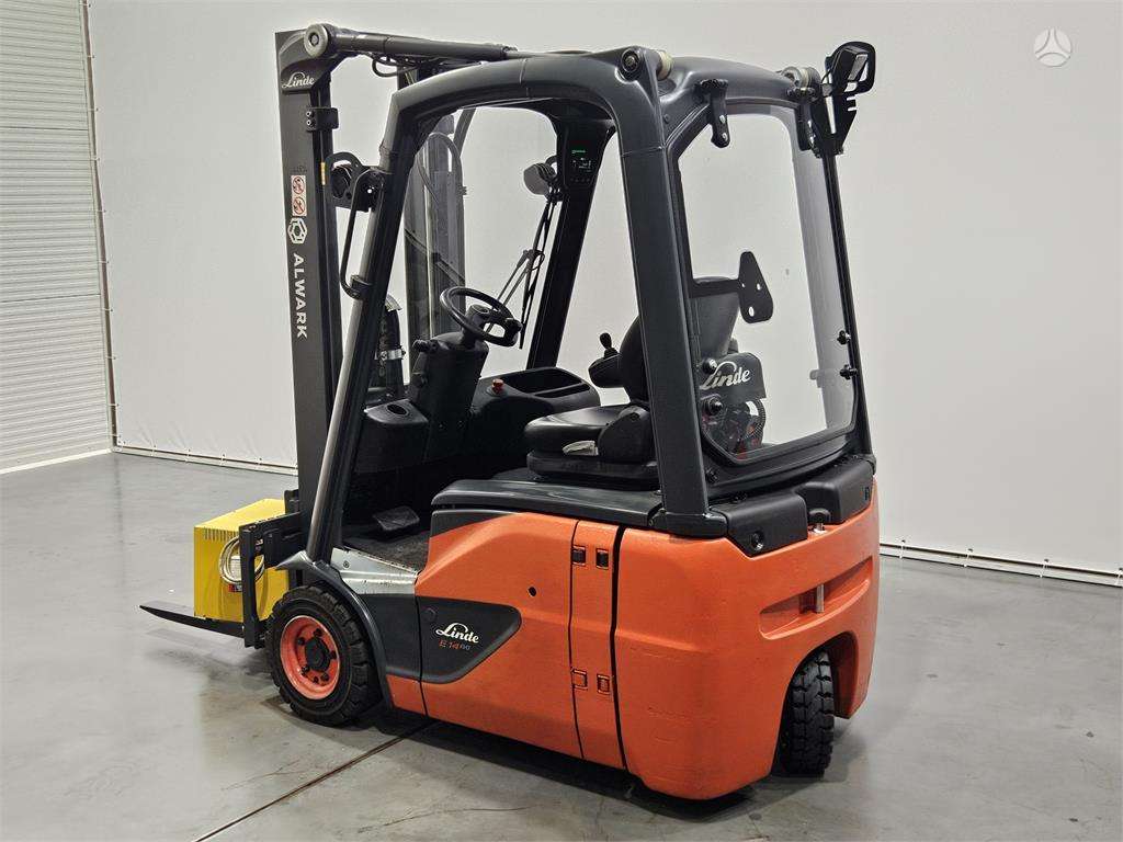 Linde E14, šakiniai krautuvai