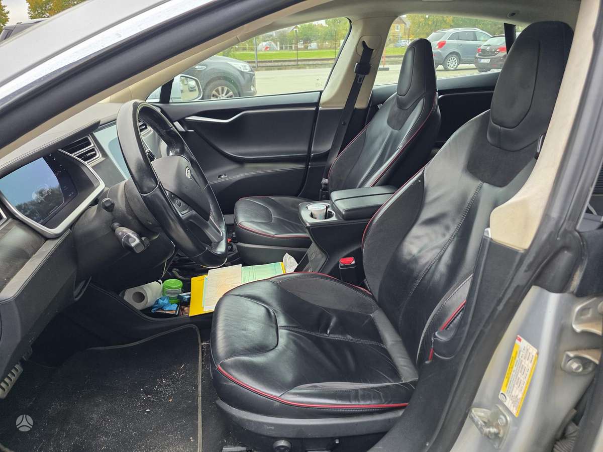 Tesla Model S, 85 кВт·ч, Хэтчбек