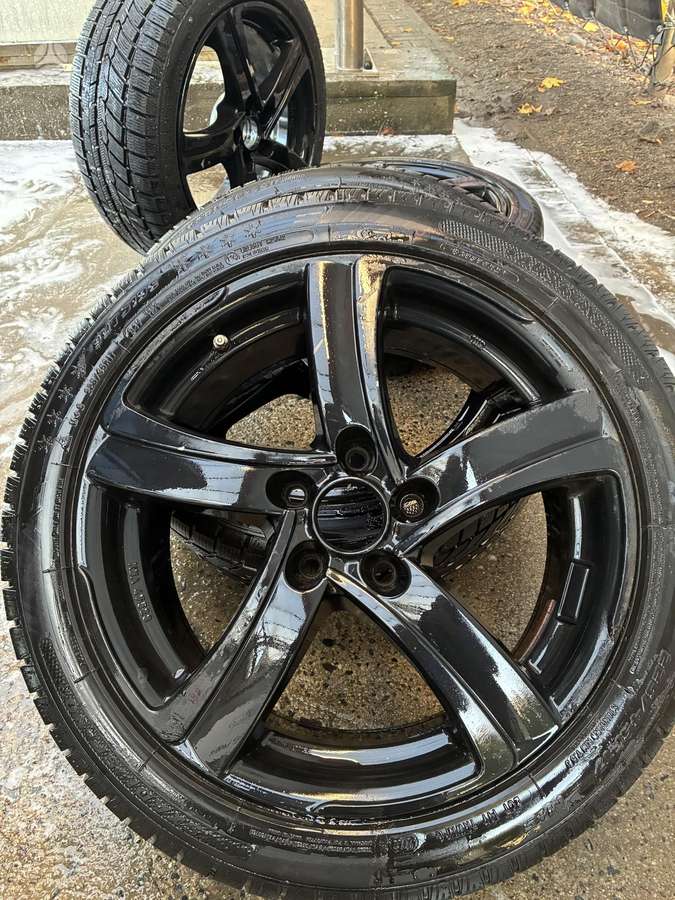 Austone, universalios 225/45 R17