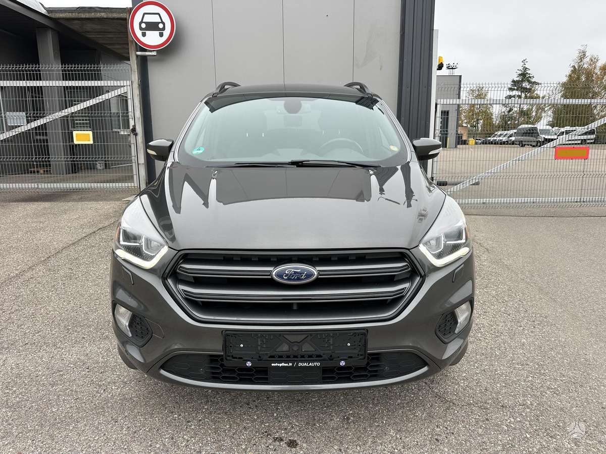 Ford Kuga, 1.5 l., off-road / crossover