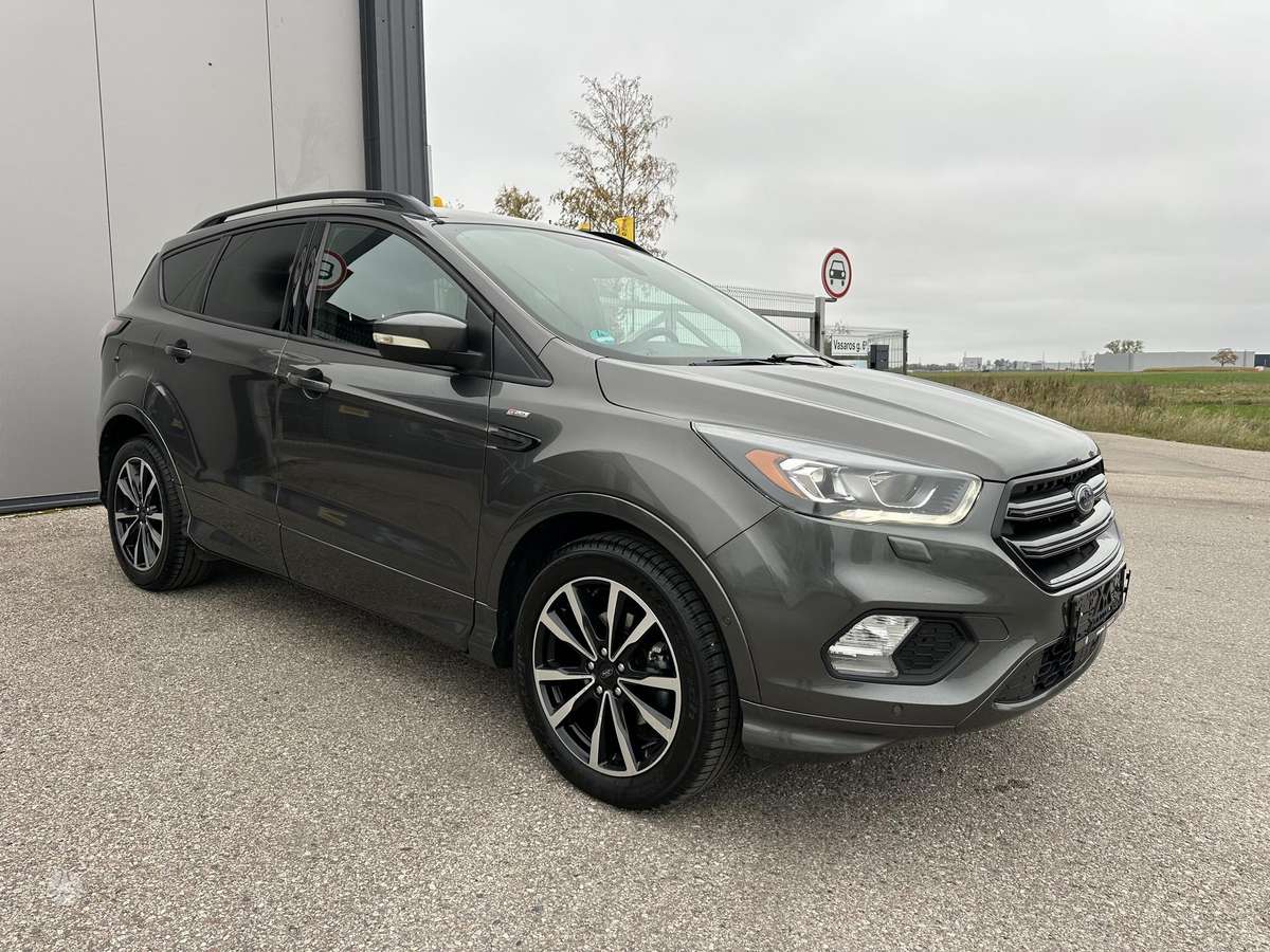 Ford Kuga, 1.5 l., off-road / crossover