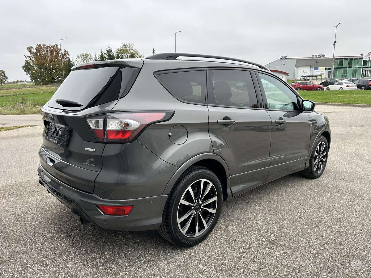Ford Kuga, 1.5 l., off-road / crossover