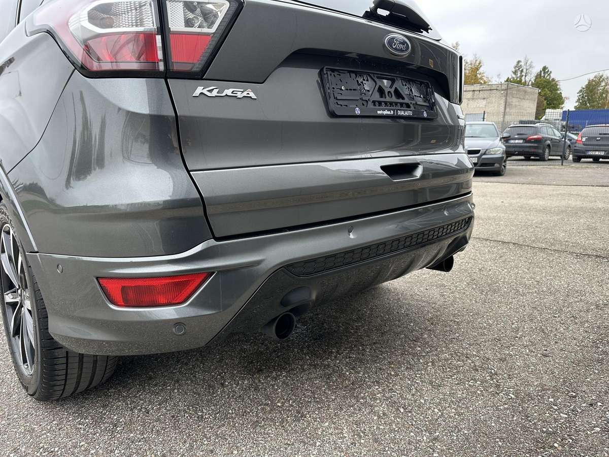Ford Kuga, 1.5 l., off-road / crossover