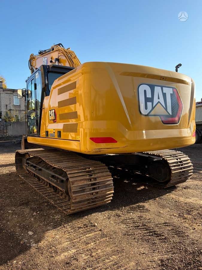 Caterpillar 323, ekskavatoriai