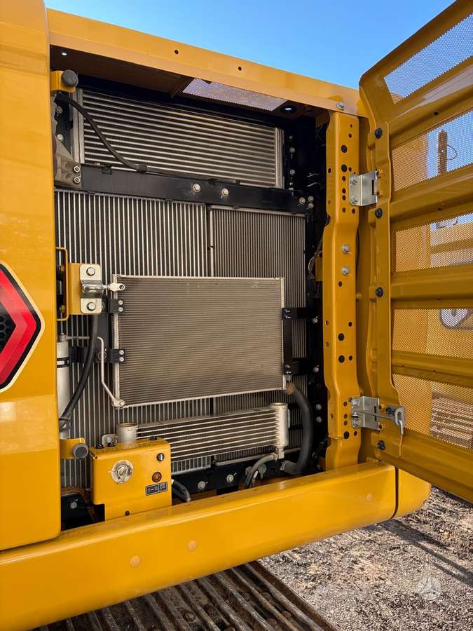Caterpillar 323, экскаваторы