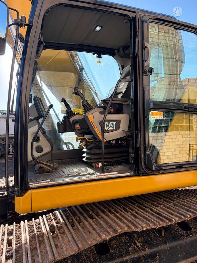 Caterpillar 323, экскаваторы