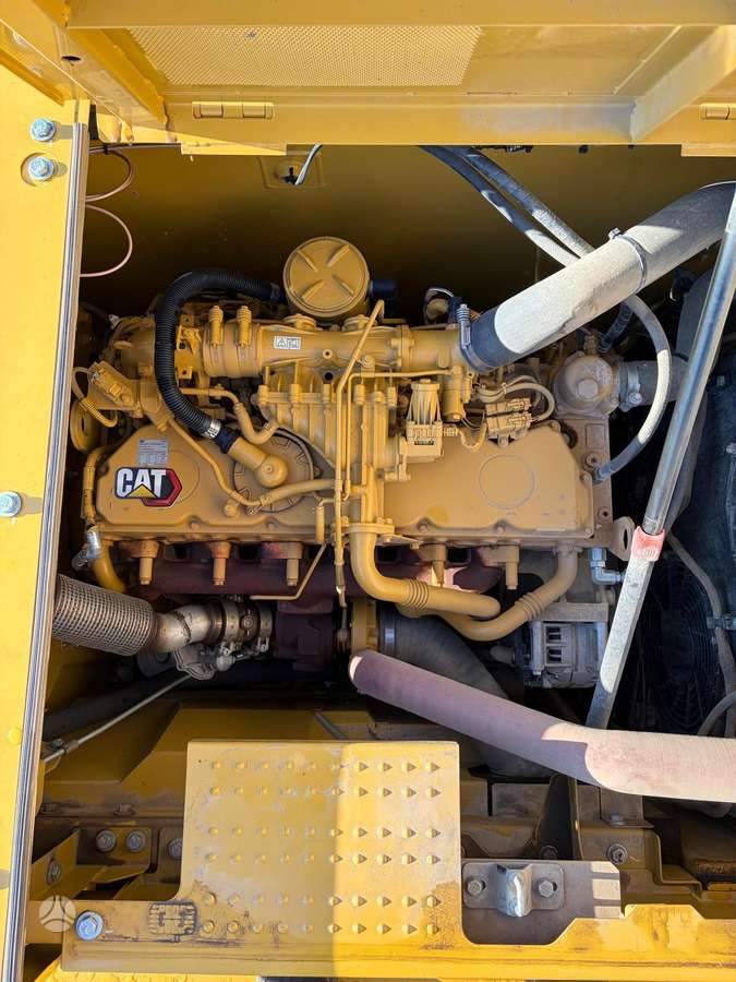 Caterpillar 323, экскаваторы