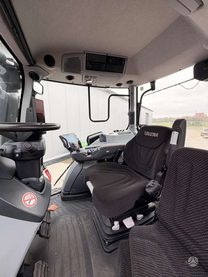 Valtra T175EV, traktoriai