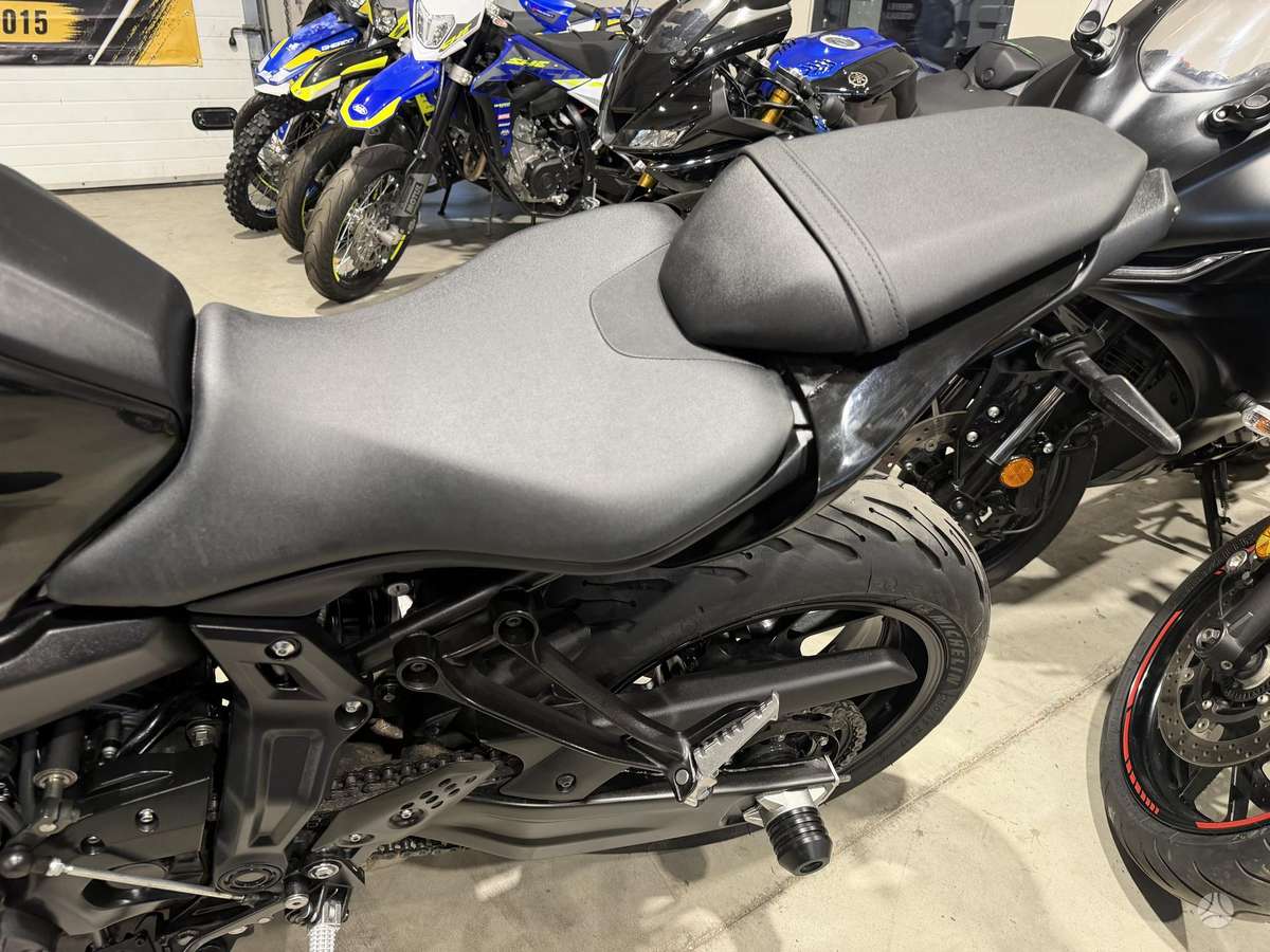 Yamaha MT 07 689cc, street / classic
