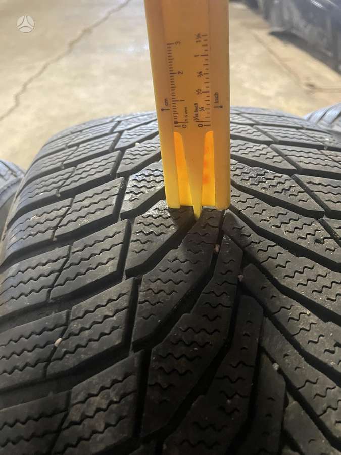 Nexen, universalios 235/55 R18