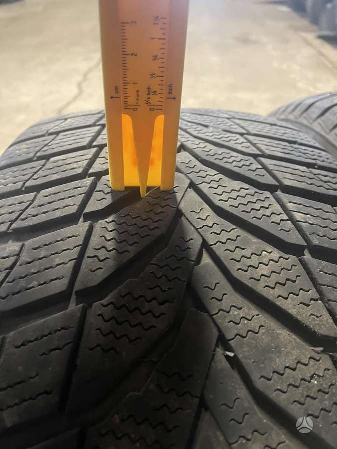 Nexen, universalios 235/55 R18