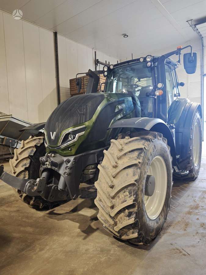 Valtra T235 VERSU GPS, тракторы