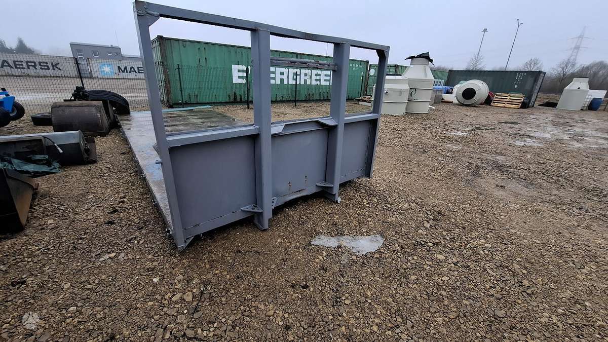 Renault Premium, dumpers with crane