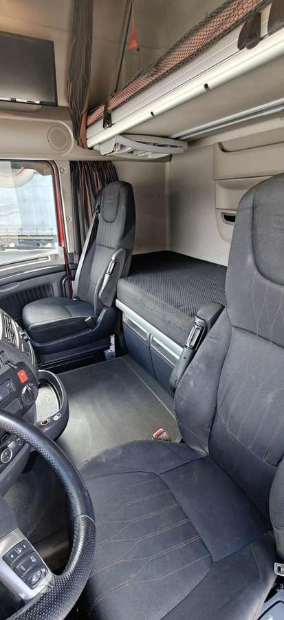 DAF XF480 4x2, 2 miegamosios vietos