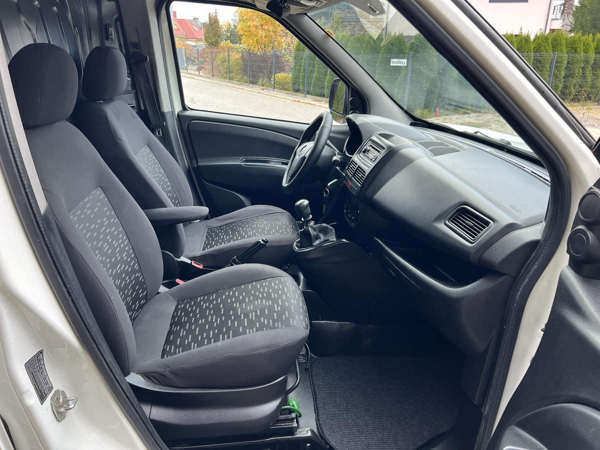 Opel Combo, 2.0 l., Коммерческий